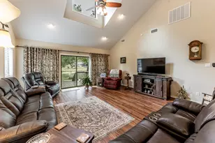 14 Wildwood Lake Dr, Huntsville, TX 77340 - Photo 16