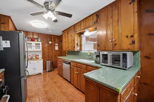 10113 Oboe Dr, Houston, TX 77025 - Photo 8