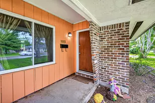 10113 Oboe Dr, Houston, TX 77025 - Photo 6