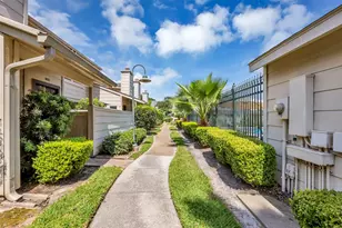 13002 Leader St, Houston, TX 77072 - Photo 32