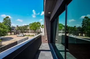 1917 Potomac Dr, Houston, TX 77057 - Photo 18