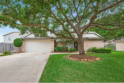 903 Sugarfield Court, Sugar Land, TX 77498 - Photo 2