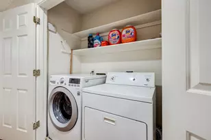 1035 Fountain View Dr, Houston, TX 77057 - Photo 18