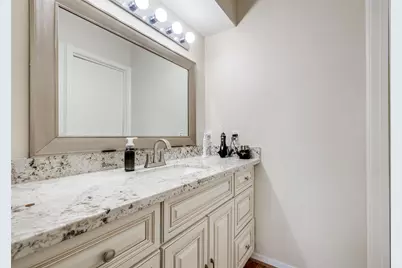 1035 Fountain View Drive, Houston, TX 77057 - Photo 20