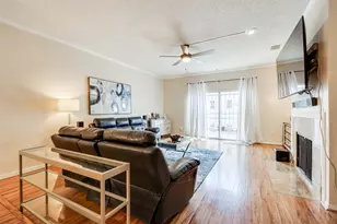 1035 Fountain View Dr, Houston, TX 77057 - Photo 6