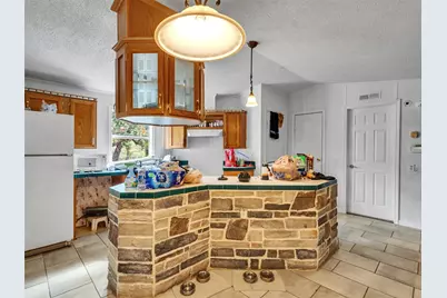 14321 Forest Circle E, Montgomery, TX 77356 - Photo 2