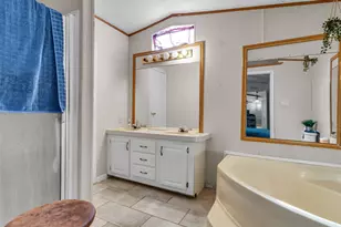 14321 Forest Cir E, Montgomery, TX 77356 - Photo 22