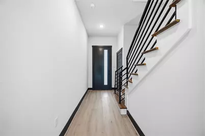 4630 Edfield Street #A/B, Houston, TX 77033 - Photo 2