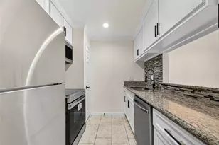 3131 Cummins St, Houston, TX 77027 - Photo 6