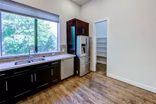 1222 W Dallas St, Houston, TX 77019 - Photo 14