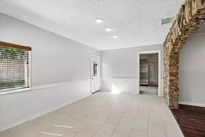 4707 Bellview Street, Bellaire, TX 77401 - Photo 4