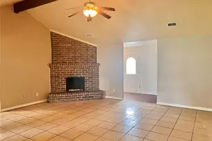 639 N Starboard St, Crosby, TX 77532 - Photo 4
