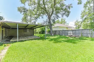639 N Starboard St, Crosby, TX 77532 - Photo 20