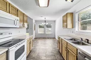 2803 Overland Trail, Dickinson, TX 77539 - Photo 14