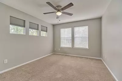25 Scarlet Woods Court, The Woodlands, TX 77380 - Photo 34