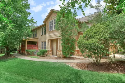 25 Scarlet Woods Court, The Woodlands, TX 77380 - Photo 2
