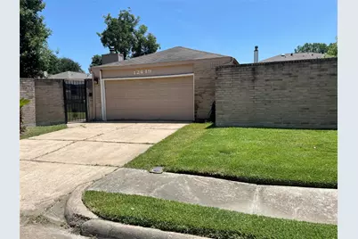 12419 Sungate Lane, Houston, TX 77071 - Photo 1