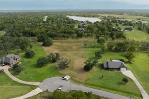 33211 Blue Marlin Dr, Richwood, TX 77515 - Photo 2