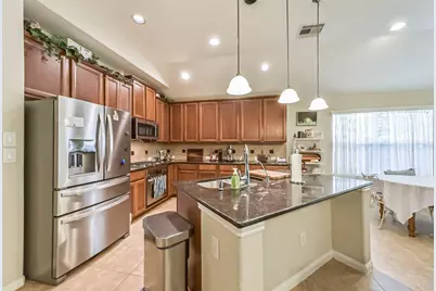 7410 Lynnbrook Falls Lane, Humble, TX 77396 - Photo 8