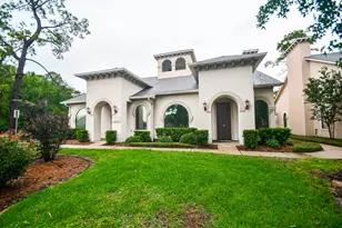 12814 Willow Centre Dr, Houston, TX 77066 - Photo 2