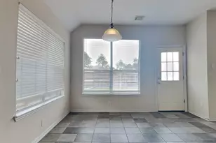 3009 Fallbrook Ct, Pearland, TX 77584 - Photo 6