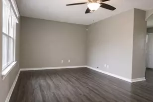1230 1st St, Hempstead, TX 77445 - Photo 4