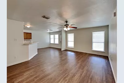 3915 Ridge Canyon Road, Baytown, TX 77521 - Photo 4