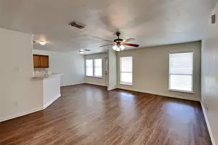 3915 Ridge Canyon Rd, Baytown, TX 77521 - Photo 4