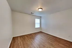 3915 Ridge Canyon Rd, Baytown, TX 77521 - Photo 16