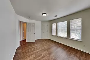 3915 Ridge Canyon Rd, Baytown, TX 77521 - Photo 12