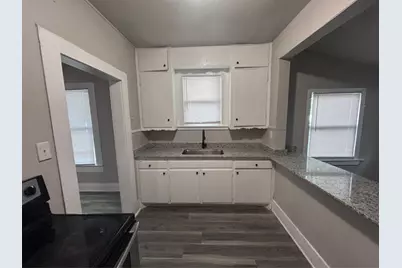 1710 W 15th Street, Port Arthur, TX 77640 - Photo 8