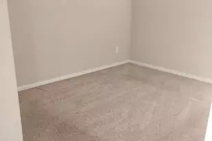 715 S Chamfer Way, Crosby, TX 77532 - Photo 6