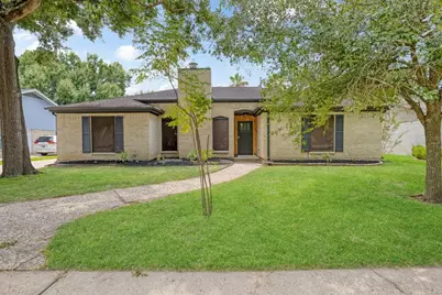 3815 Plum Hollow Drive, Houston, TX 77059 - Photo 4