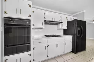 10318 Belfast Rd, La Porte, TX 77571 - Photo 12