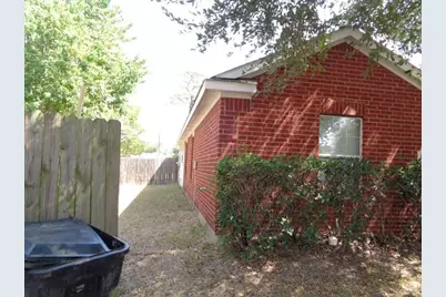 11803 Belle Court, Pinehurst, TX 77362 - Photo 2