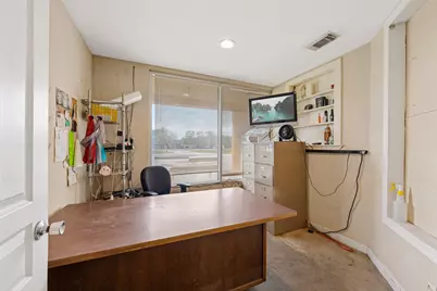 1444 Fm 1960, Dayton, TX 77535 - Photo 30