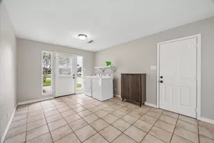 12206 Young Cir, Santa Fe, TX 77510 - Photo 18