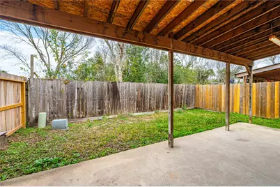 9283 Kingsflower Circle, Houston, TX 77075 - Photo 22