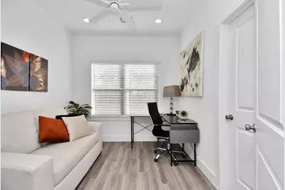 2004 Laverne Willow Lane #B, Houston, TX 77080 - Photo 14