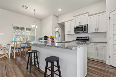 10 Gemstone Court, Angleton, TX 77515 - Photo 12