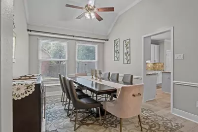 2015 E Trail Water Court, Houston, TX 77339 - Photo 6