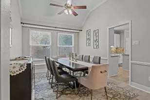 2015 E Trail Water Ct, Houston, TX 77339 - Photo 6