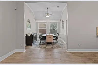 2015 E Trail Water Court, Houston, TX 77339 - Photo 8