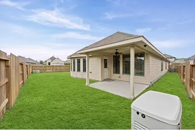 2702 Meadow View Lane, Conroe, TX 77385 - Photo 20