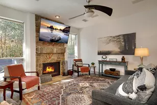 182 N Valley Oaks Cir, The Woodlands, TX 77382 - Photo 8