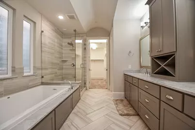 932 Dunleigh Meadows Lane, Houston, TX 77055 - Photo 38