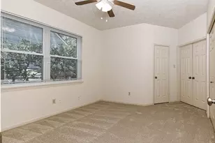26 Gate Hill Dr, The Woodlands, TX 77381 - Photo 20