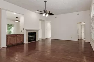 26 Gate Hill Dr, The Woodlands, TX 77381 - Photo 10