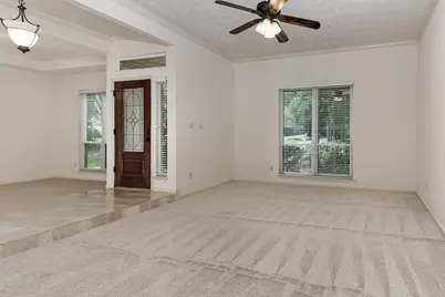 26 Gate Hill Drive, The Woodlands, TX 77381 - Photo 6