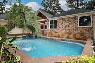 26 Gate Hill Dr, The Woodlands, TX 77381 - Photo 2
